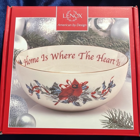 Lenox Winter Greetings Sentiment Bowl  "Home is Where the Heart Is" Original Box - Picture 5 of 16